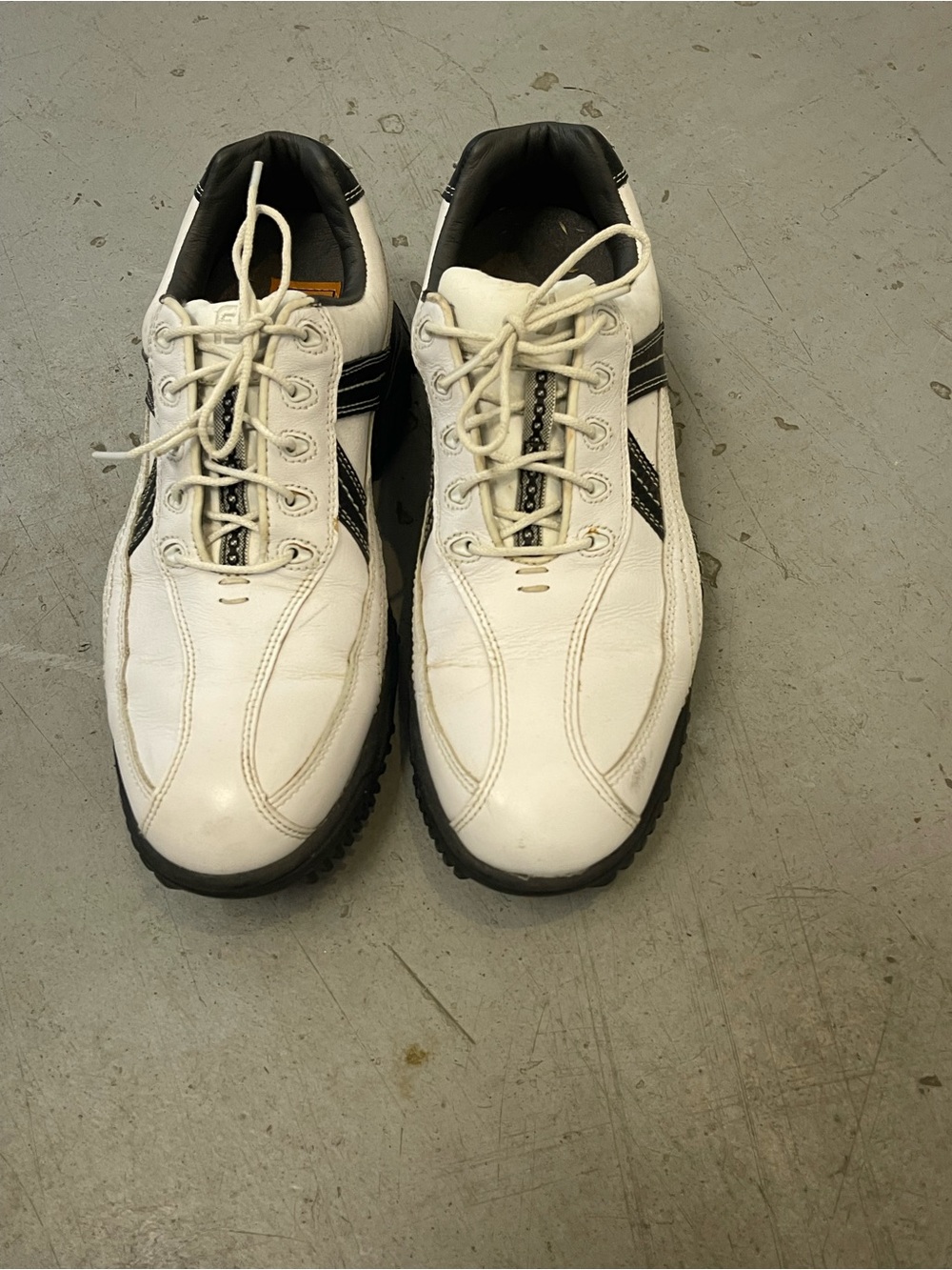 White and Black Men’s Foot Joy Athletic Golf Shoes - Picture 4 of 7